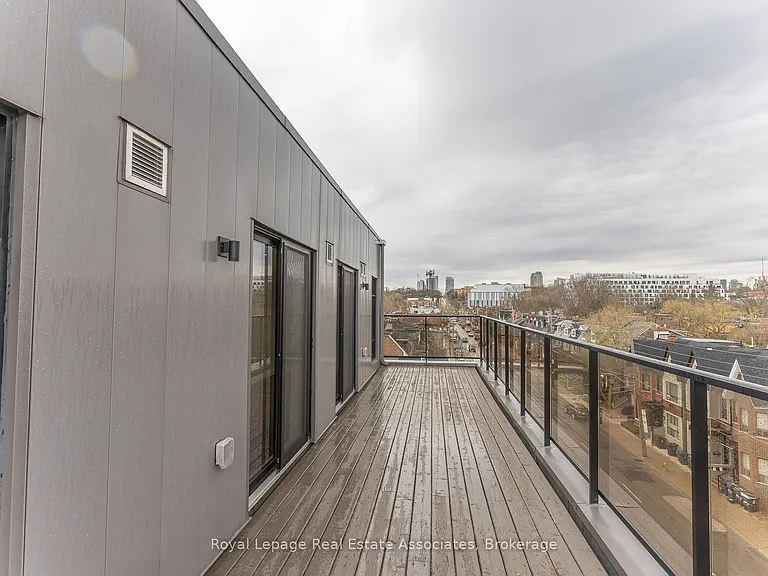 1000 Bathurst St #401 — Photo 32