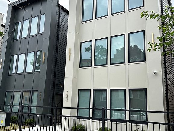 2nd image of 6042 S Eberhart Ave #2