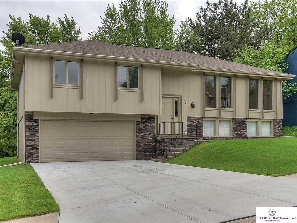 1st image of 12211 Erskine Cir
