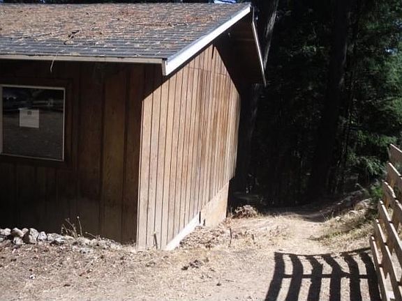 2nd image of 9540 Lovina Dr S