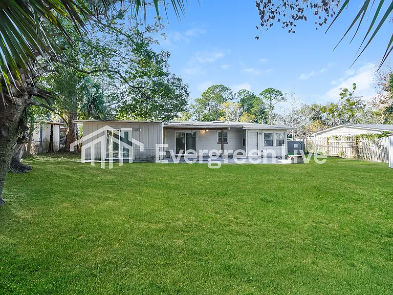 2835 Belair Rd W — Photo 13