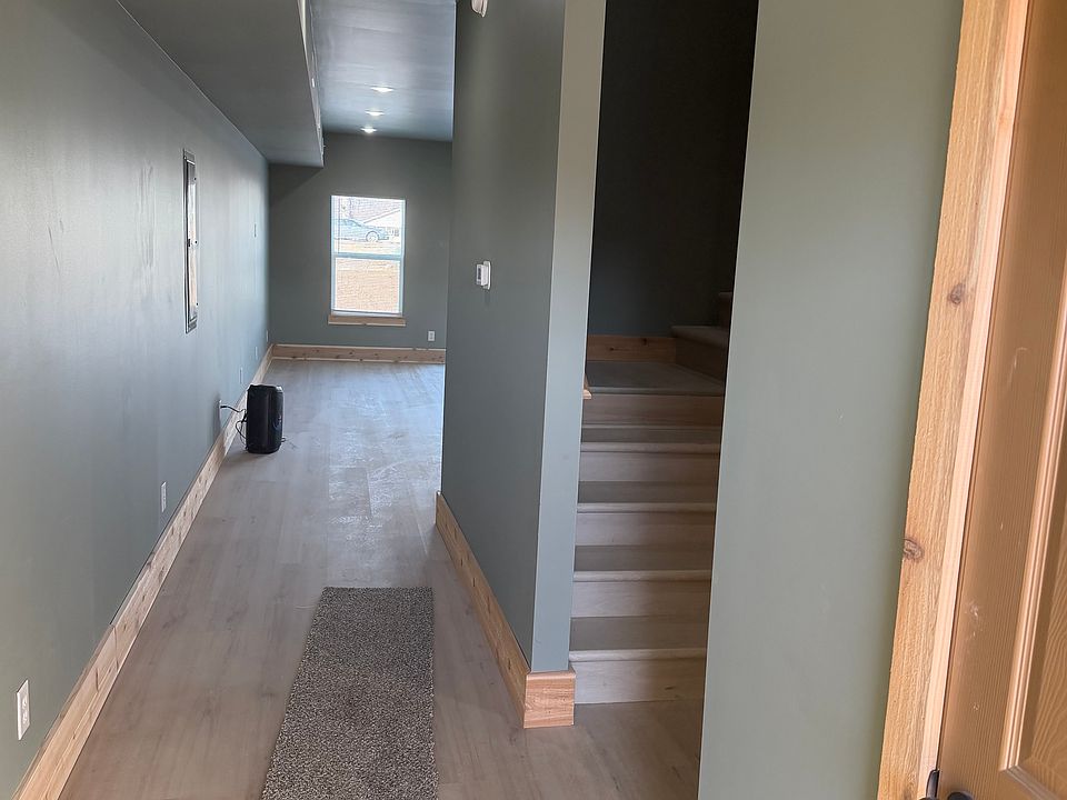 1st image of 280 W Elm St #B