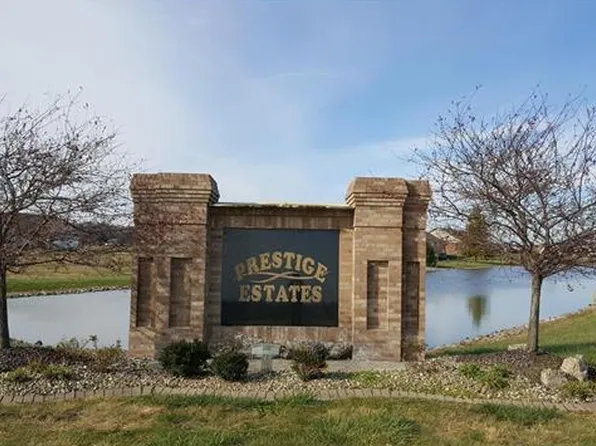25 Warren Mnr, Highland, IL 62249