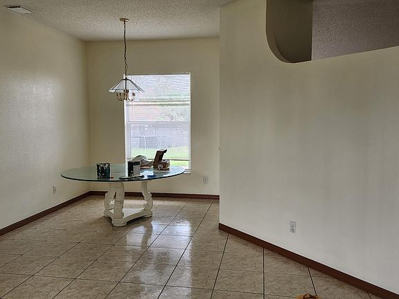 2nd image of 7925 Beechdale Ct