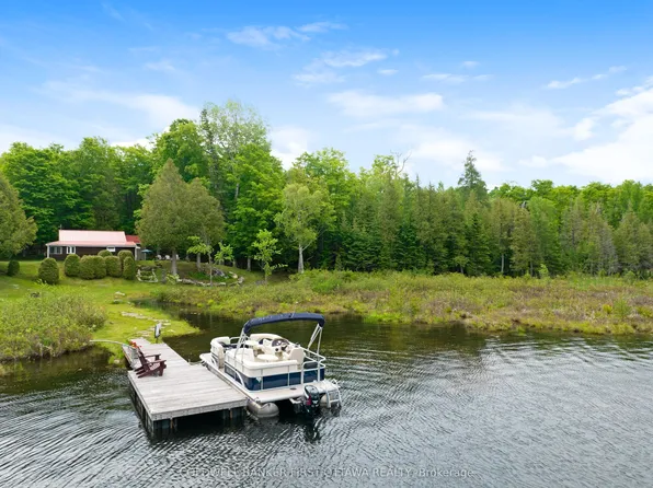 1025 Arcol Rd, North Frontenac, ON K0H 2J0