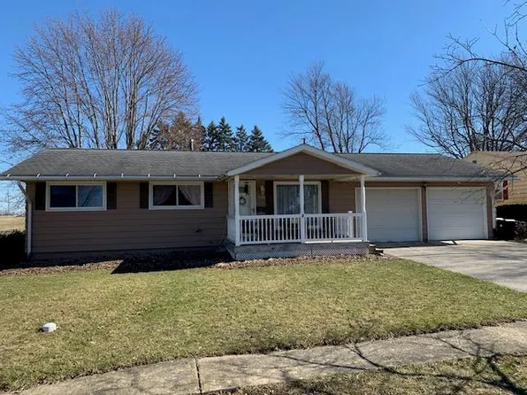 1120 Sherwood Dr, Bucyrus, OH 44820