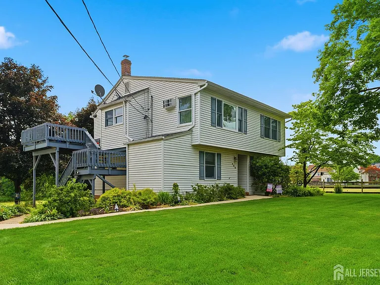 490 S Randolphville Rd — Photo 15