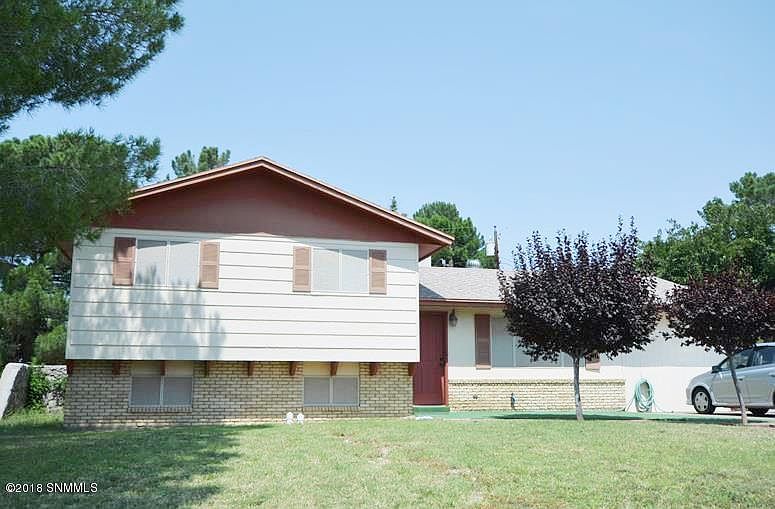 1st image of 2720 Huntington Dr