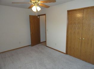 10617 NW 38th St, Yukon, OK 73099