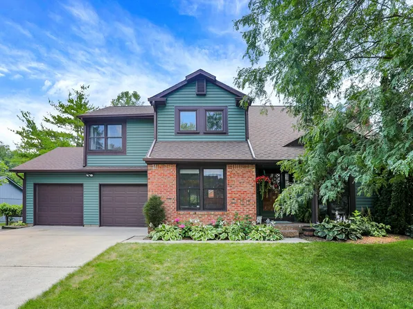 8949 Ginnylock Dr, Indianapolis, IN 46256