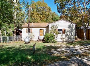 178 Bayside Cir, Gainesville, TX 76240