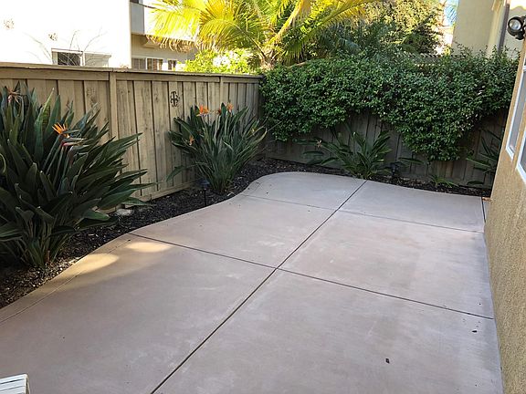 2nd image of 11975 Miro Cir