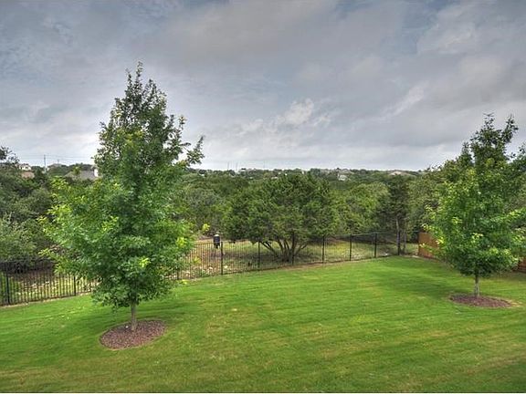 3rd image of 117 Briarwood Dr