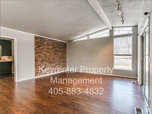 5th image of 507 NE 61st St