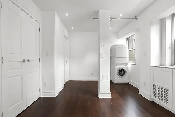 Rented by Compass | media 12