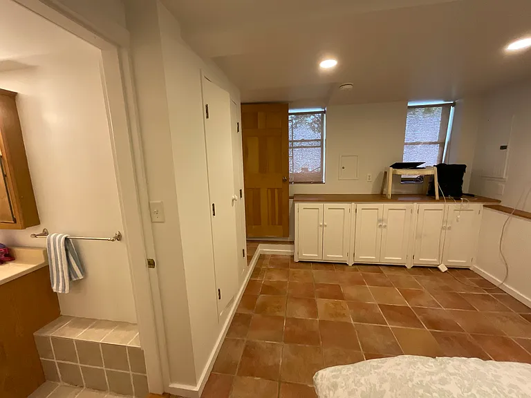 125 Spring St #1 — Photo 32
