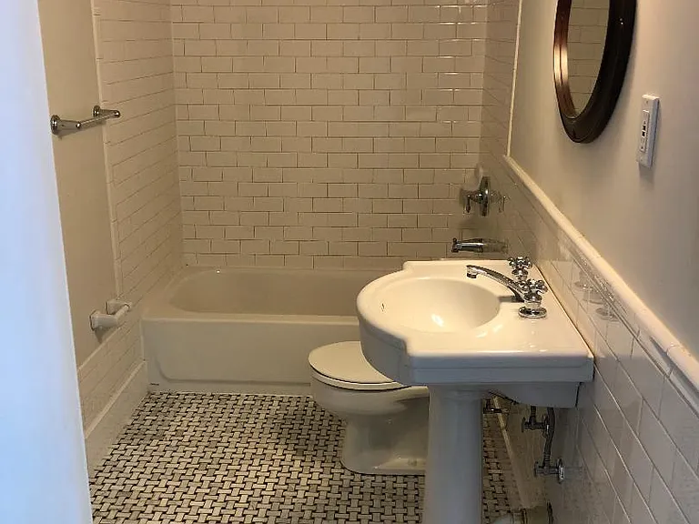 734 Tompkins St — Photo 12