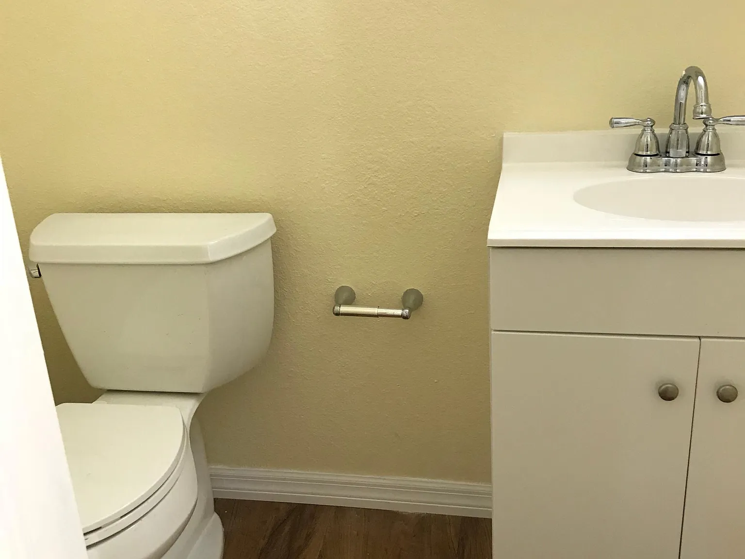 2 bed, $1,350 — Photo 1