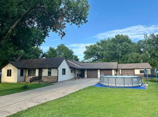 1313 4th St, Onawa, IA 51040