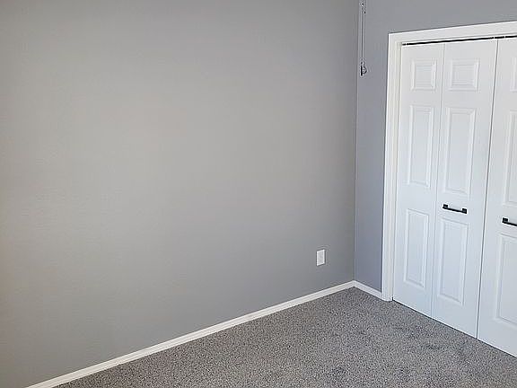 5th image of 507 Ryan Ave