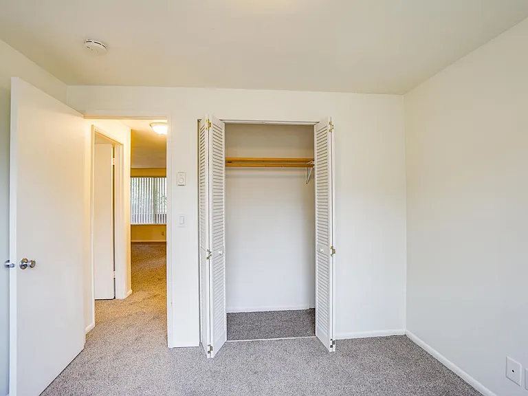 Quailwood Apartments — Photo 40