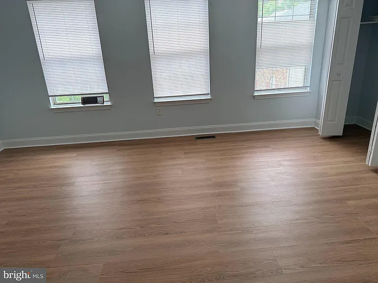 7431 Shady Glen Ter — Photo 30