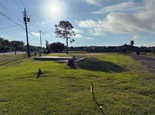 4828 W Bayshore Dr, Bacliff, TX 77518