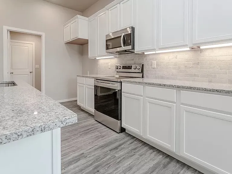 1912 Crescent Pl #1118 — Photo 7