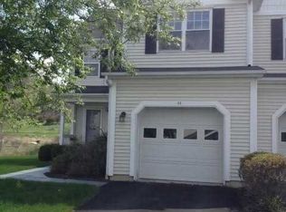 33 Thomas Rd #33, Poughquag, NY 12570