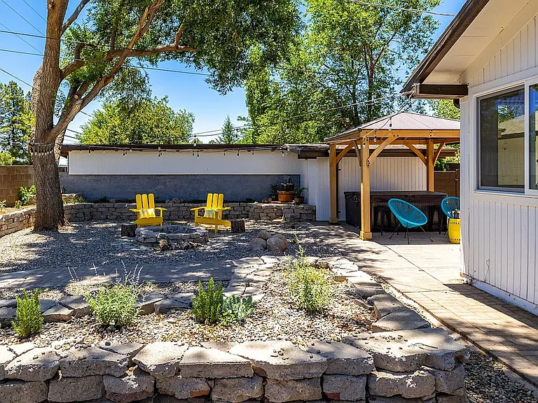 3650 N Loma Vista Dr — Photo 43