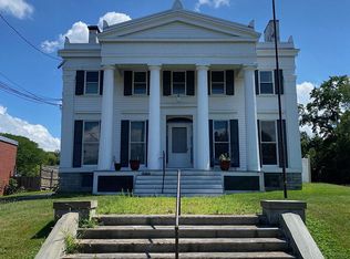 190 Genesee St APT F, Auburn, NY 13021