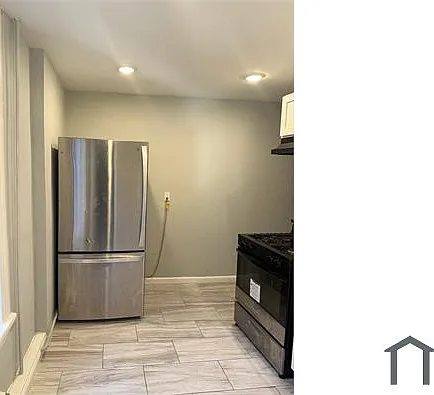 1148 Mary St — Photo 2
