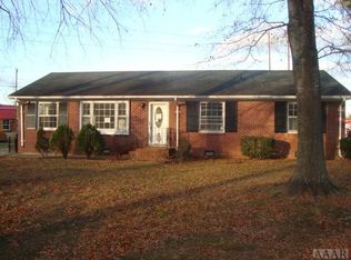 1914 Providence Cir, Elizabeth City, NC 27909