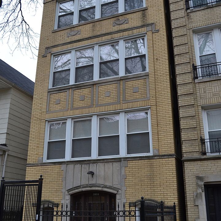 1st image of 3653 W Belle Plaine Ave APT 2