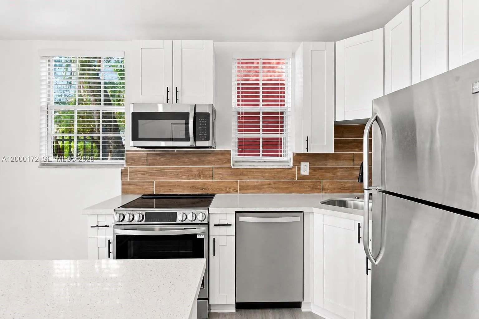 Midtown Condominium On 62 — Photo 3