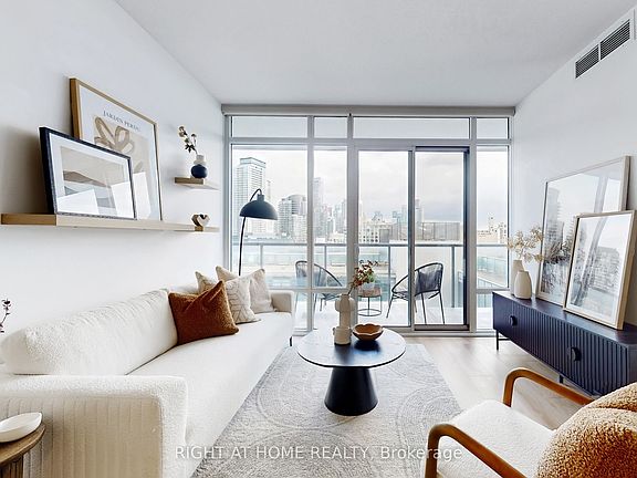 2nd image of 90 Stadium Rd #1101