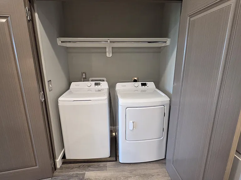 Washer & Dryer