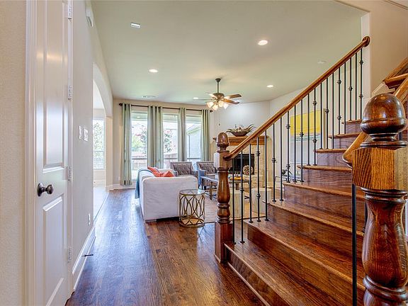 3rd image of 2121 Torin St