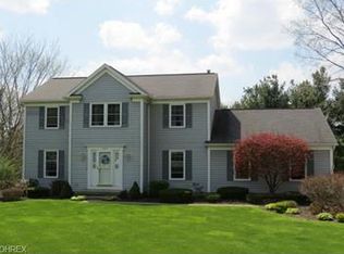 290 Beech Ct, Aurora, OH 44202