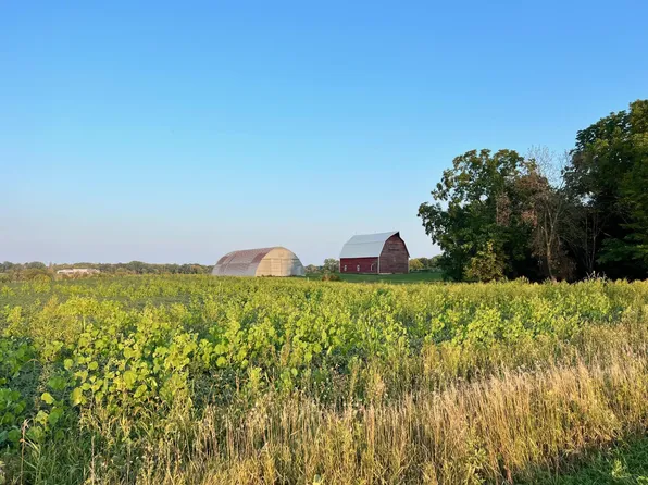 498 Kuntz Dr, Maple Plain, MN 55359