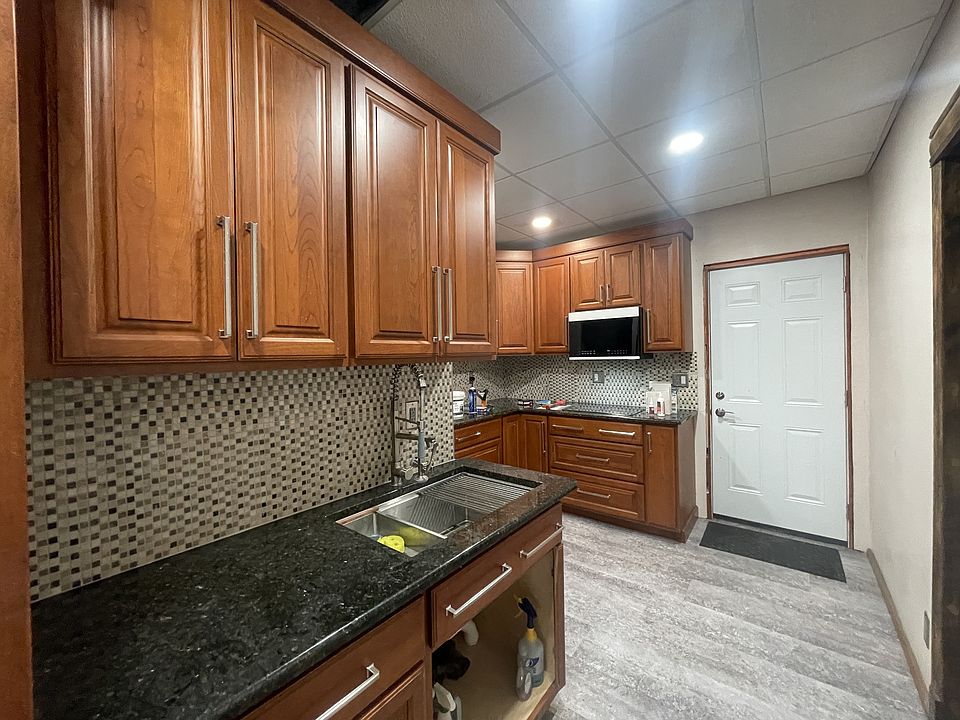 1st image of 1401 S Main St #1401