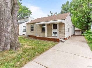26396 Pennie St, Dearborn Heights, MI 48125