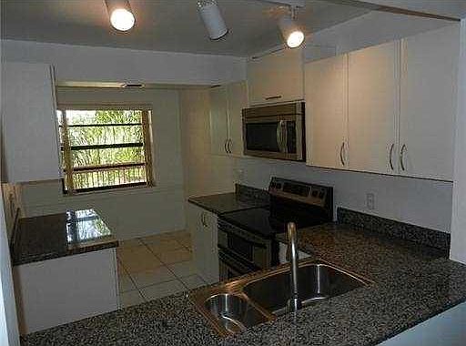 2nd image of 2037 Coral Ridge Dr