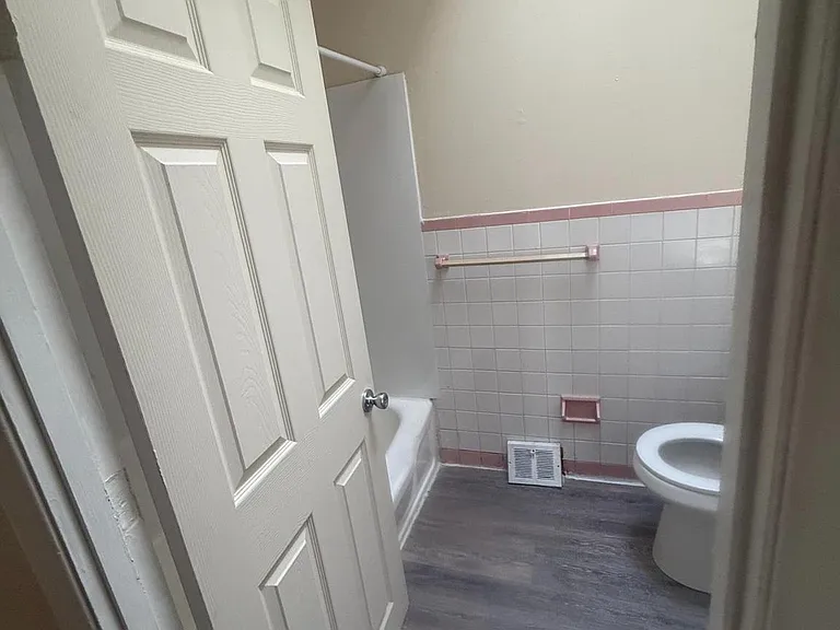 1336 E Upsal St #2 — Photo 8