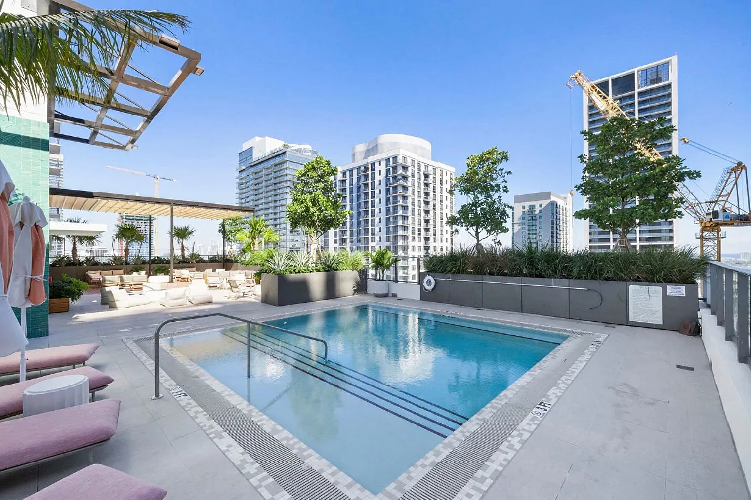 Studio, 1.0 bath, 398 sqft, $2,154 — Photo 3
