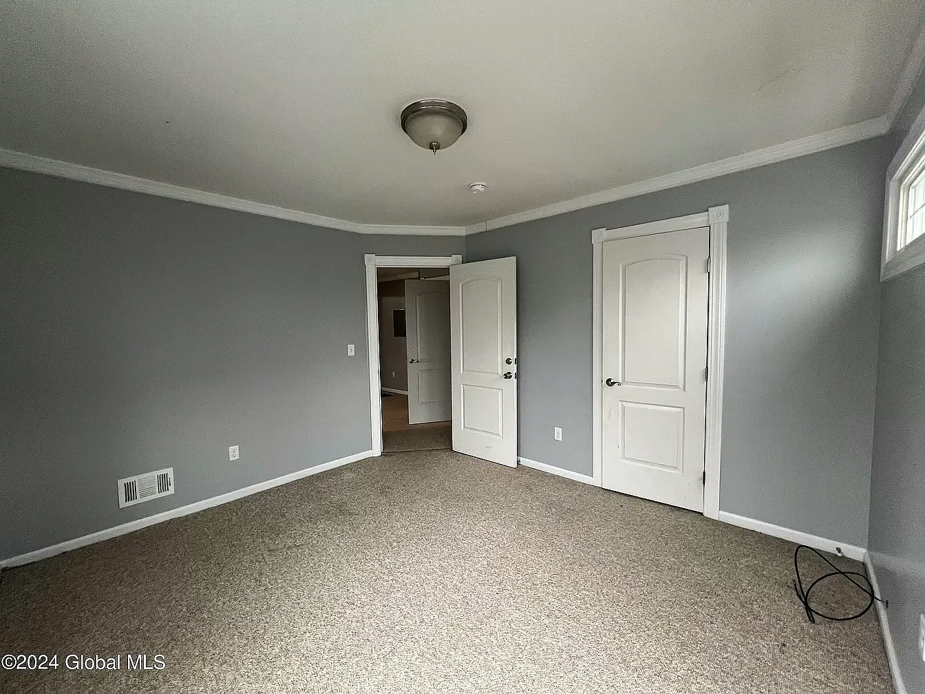 10 Highland Terrace, Unit 2 — Photo 3