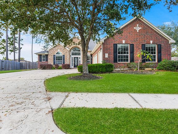 2nd image of 17407 Ebeys Landing Ln
