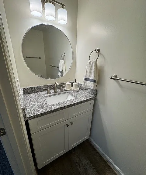 Taylor Pointe Apartments — Photo 10