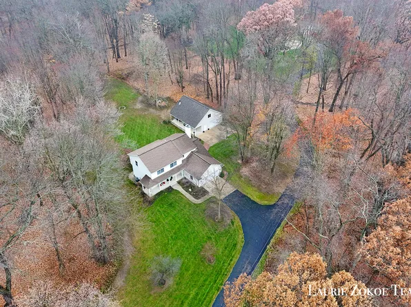 O'1129 Lake Michigan Dr NW, Grand Rapids, MI 49534