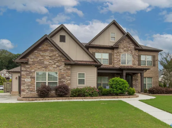3103 Hideaway Ln, Owens Cross Roads, AL 35763